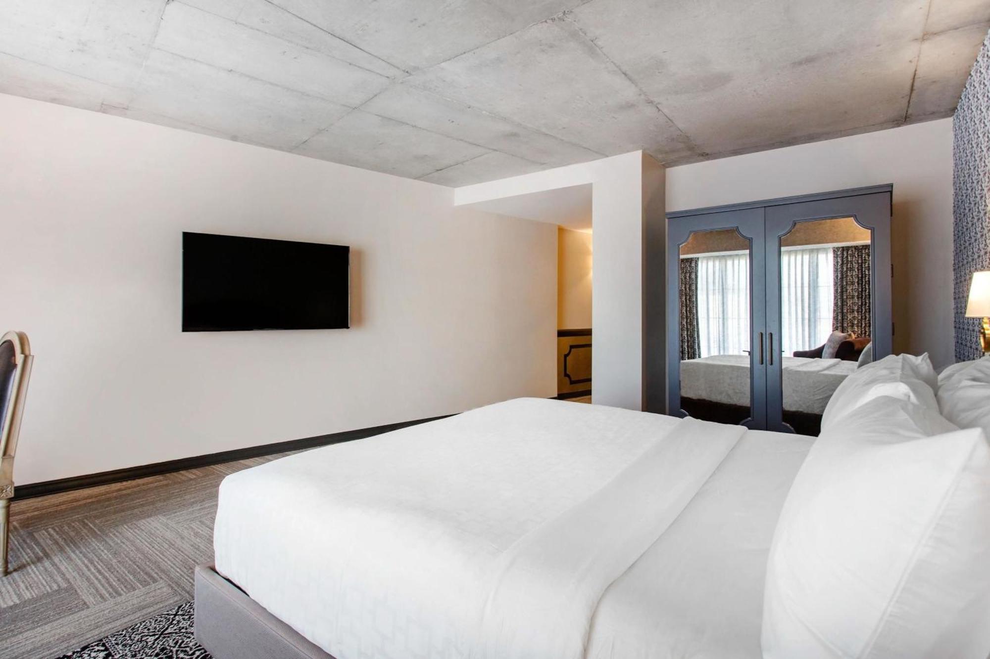 Cambria Hotel New Orleans Downtown Warehouse District Екстериор снимка